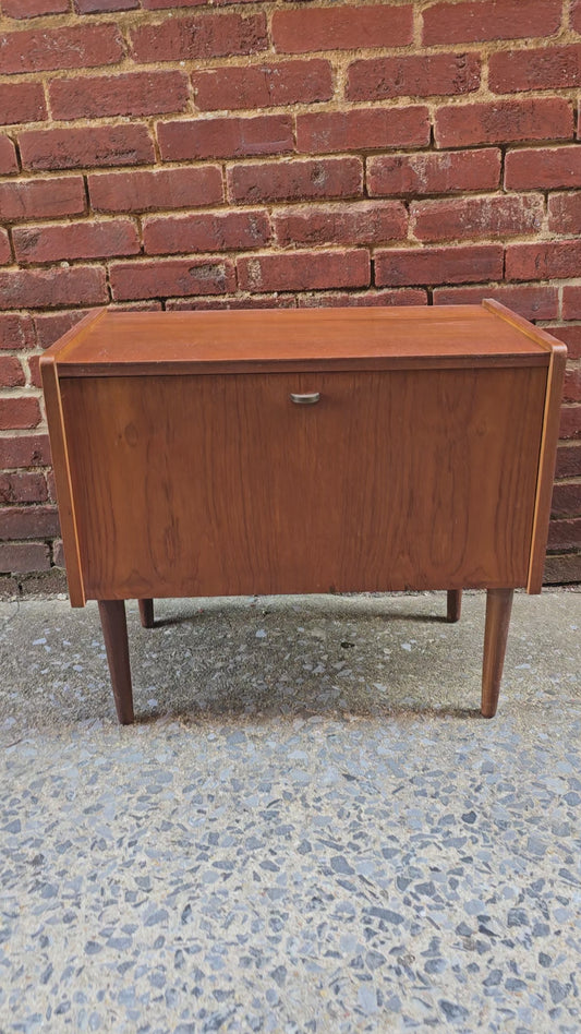 Danish Cabinet 0326004