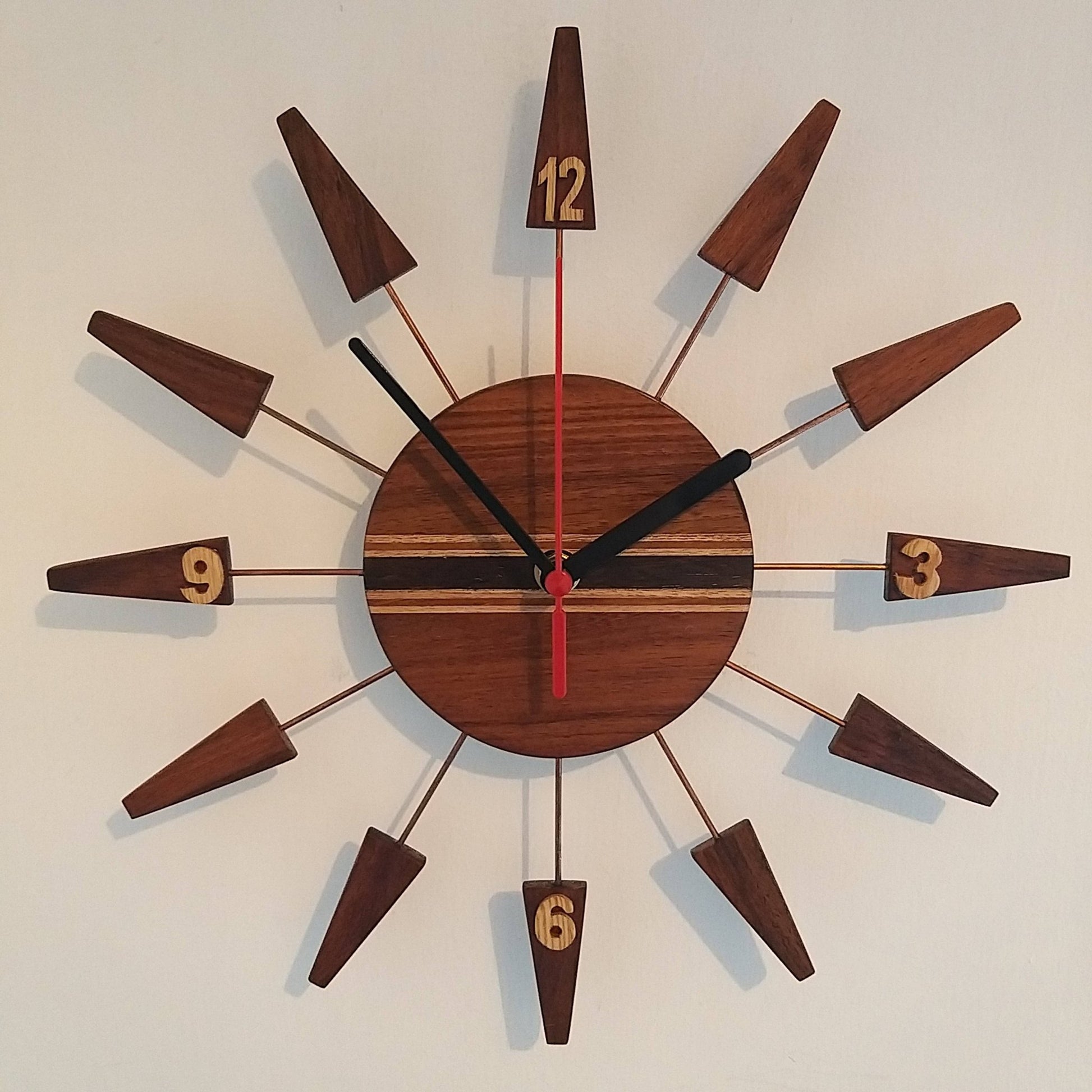 Retro Style Wooden Wall Clock - Vintage MC