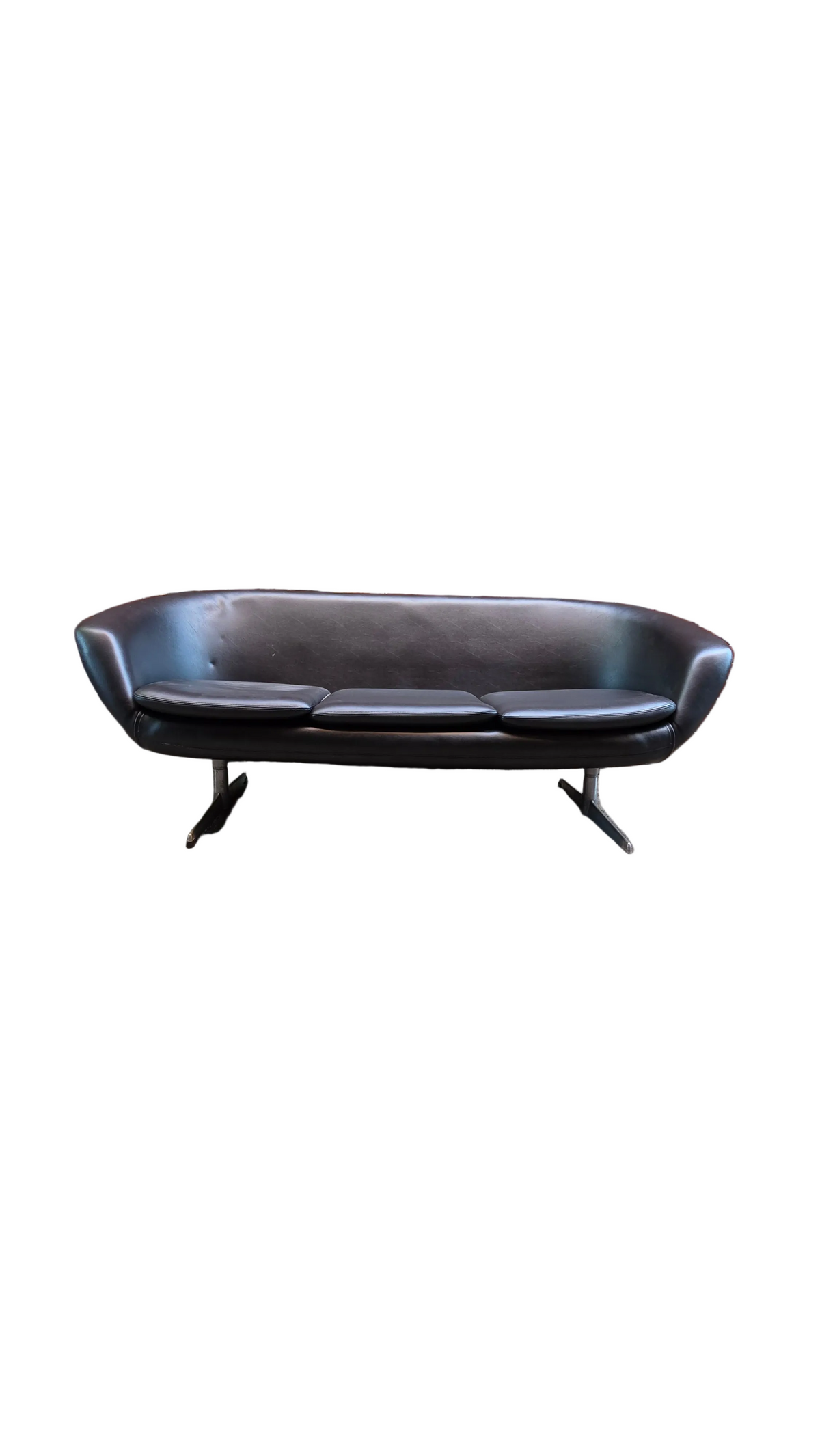 Overmann Sofa