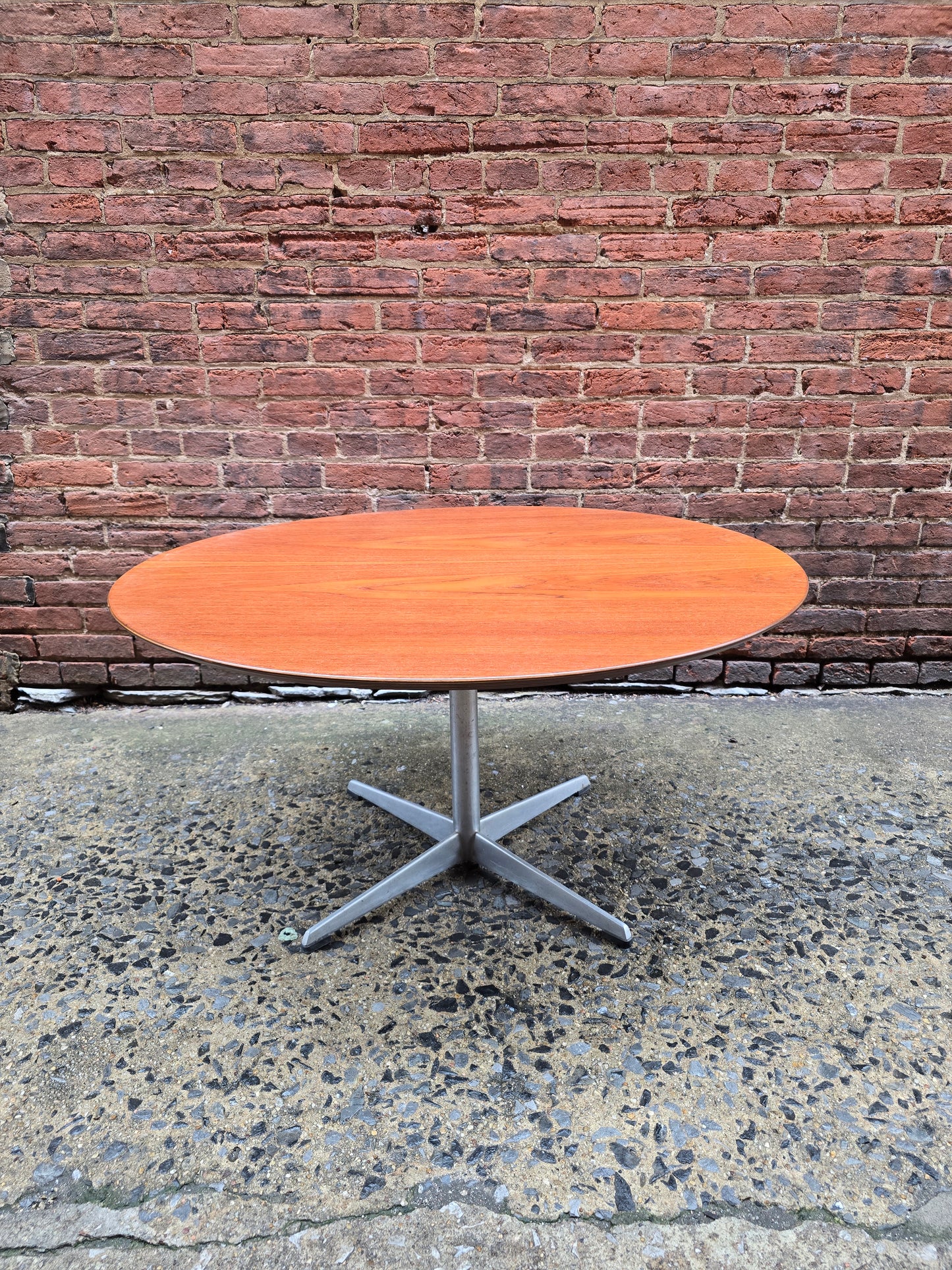 Mid-century Modern Coffee Table