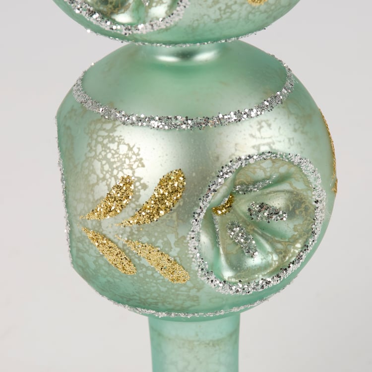 Vintage-Inspired Tree Topper