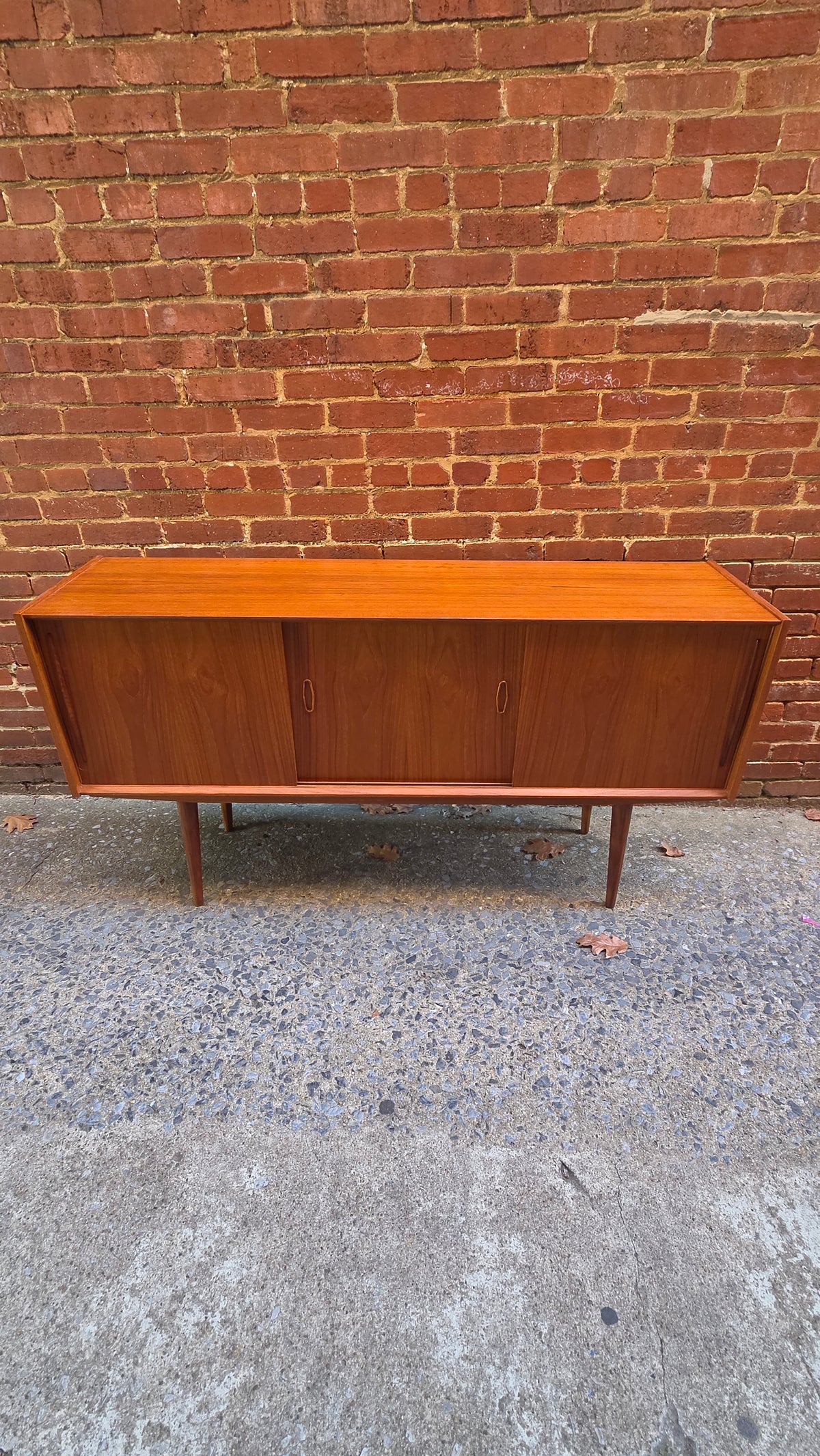 Danish Credenza 0526003 3 doors