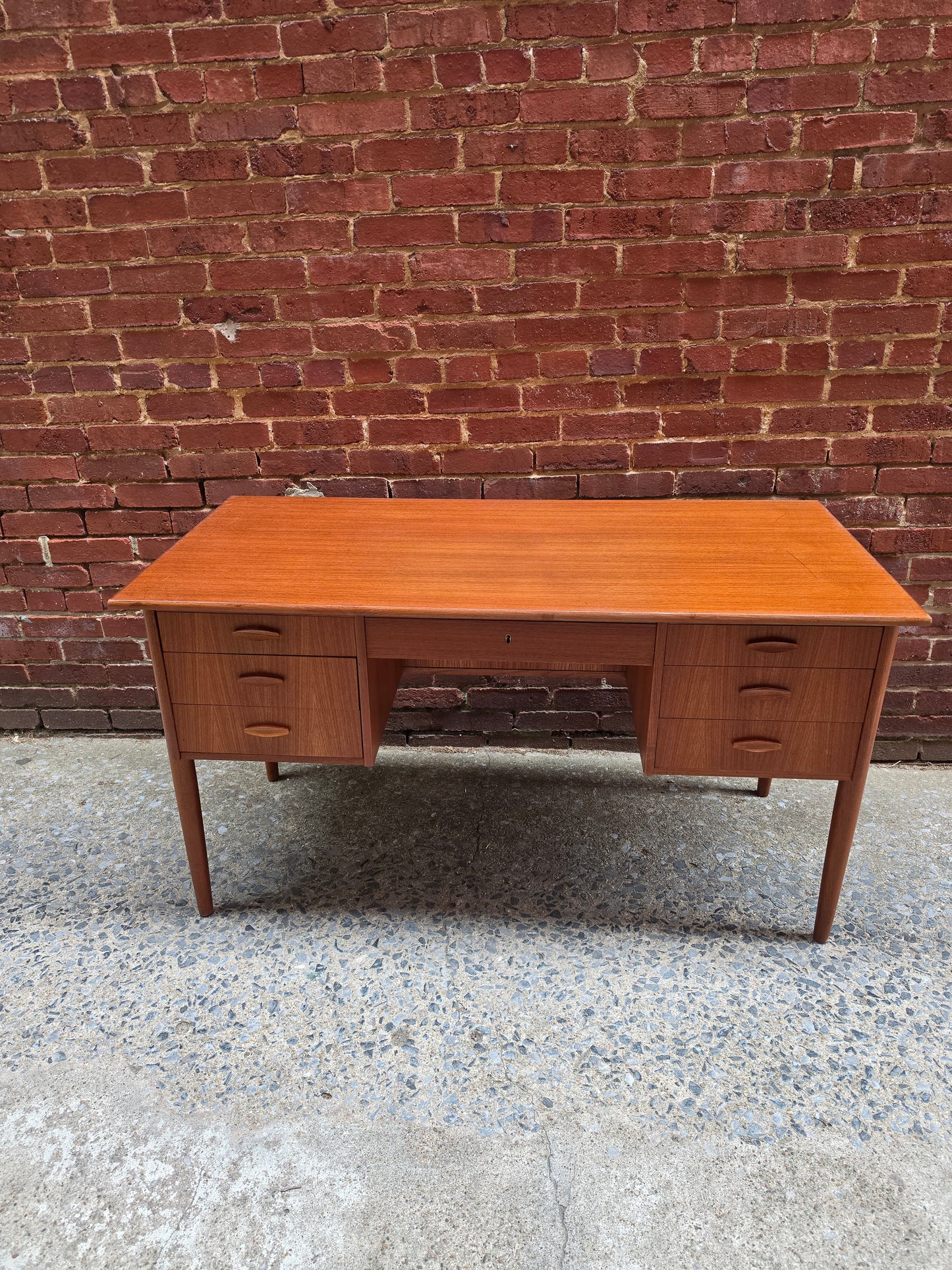 Danish Teak Desk 0526005