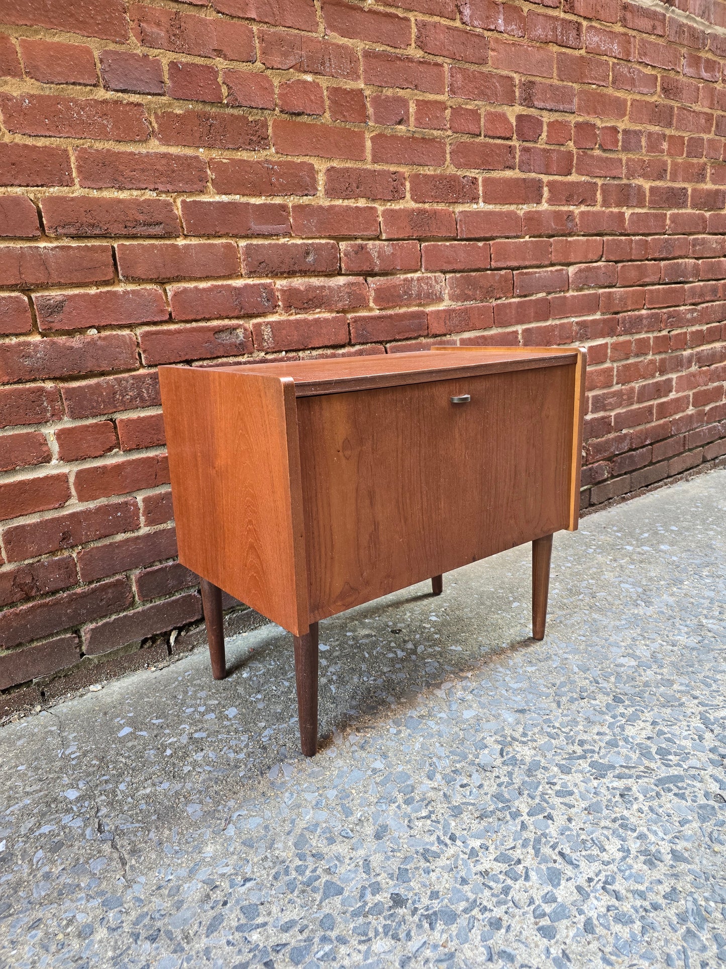 Danish Cabinet 0326004