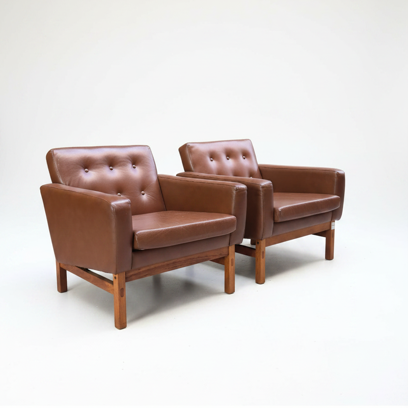 Pair of AB Futura Scandinavian Club Chairs