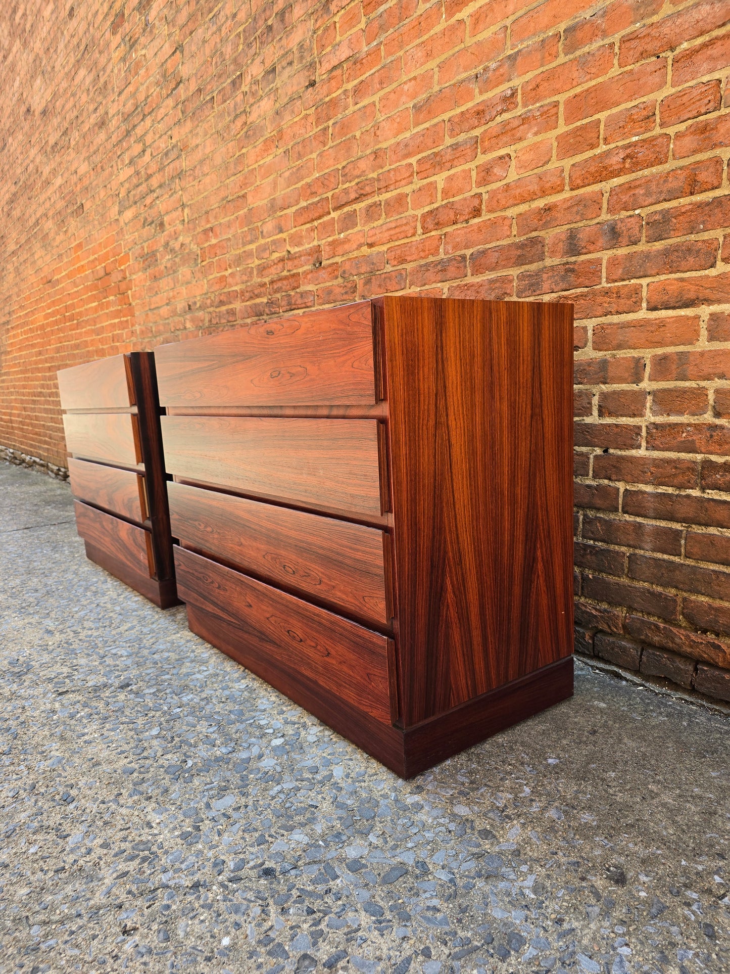Rosewood 4-Drawer Chest
