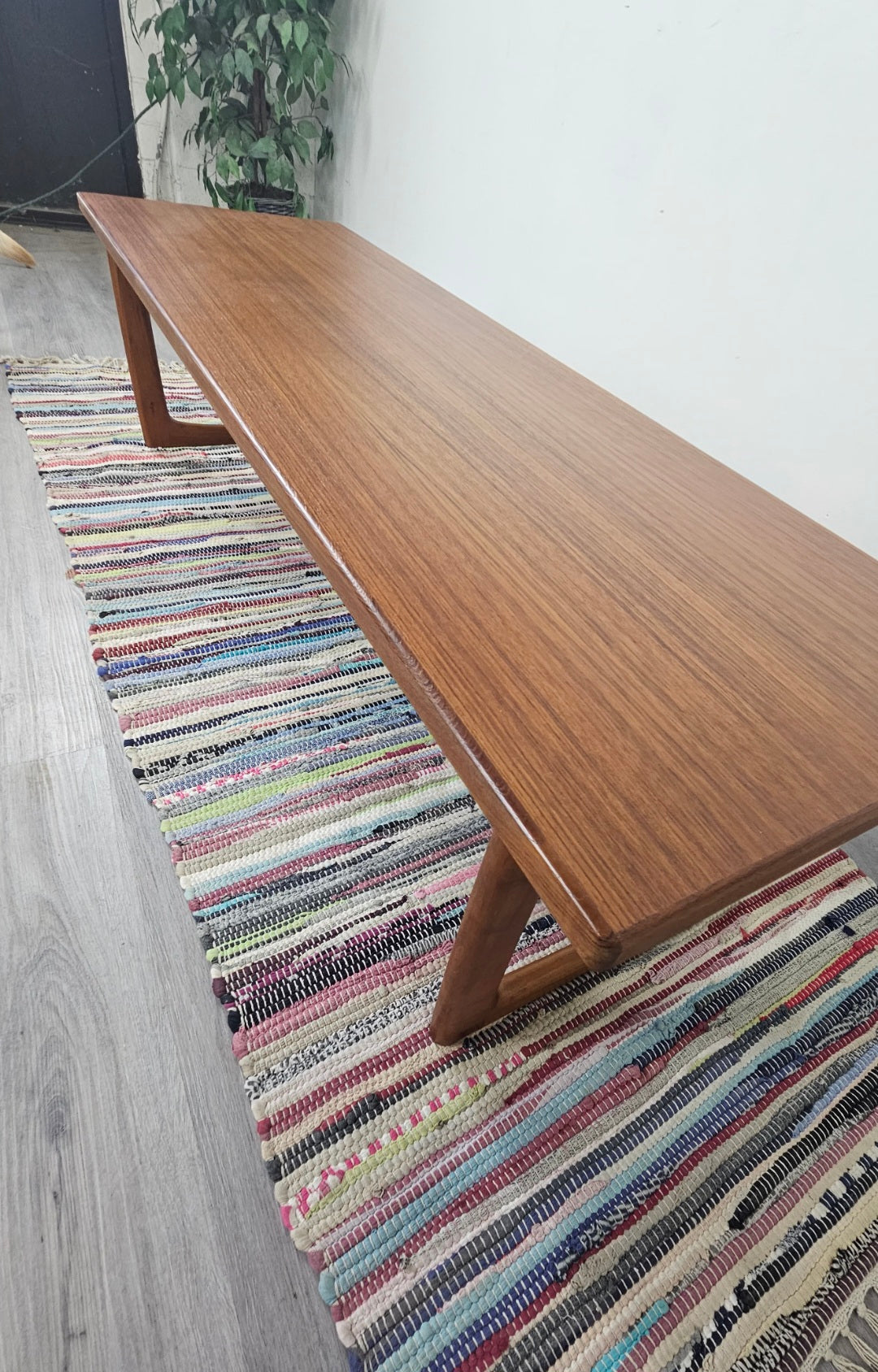 Danish Coffee Table 1125008