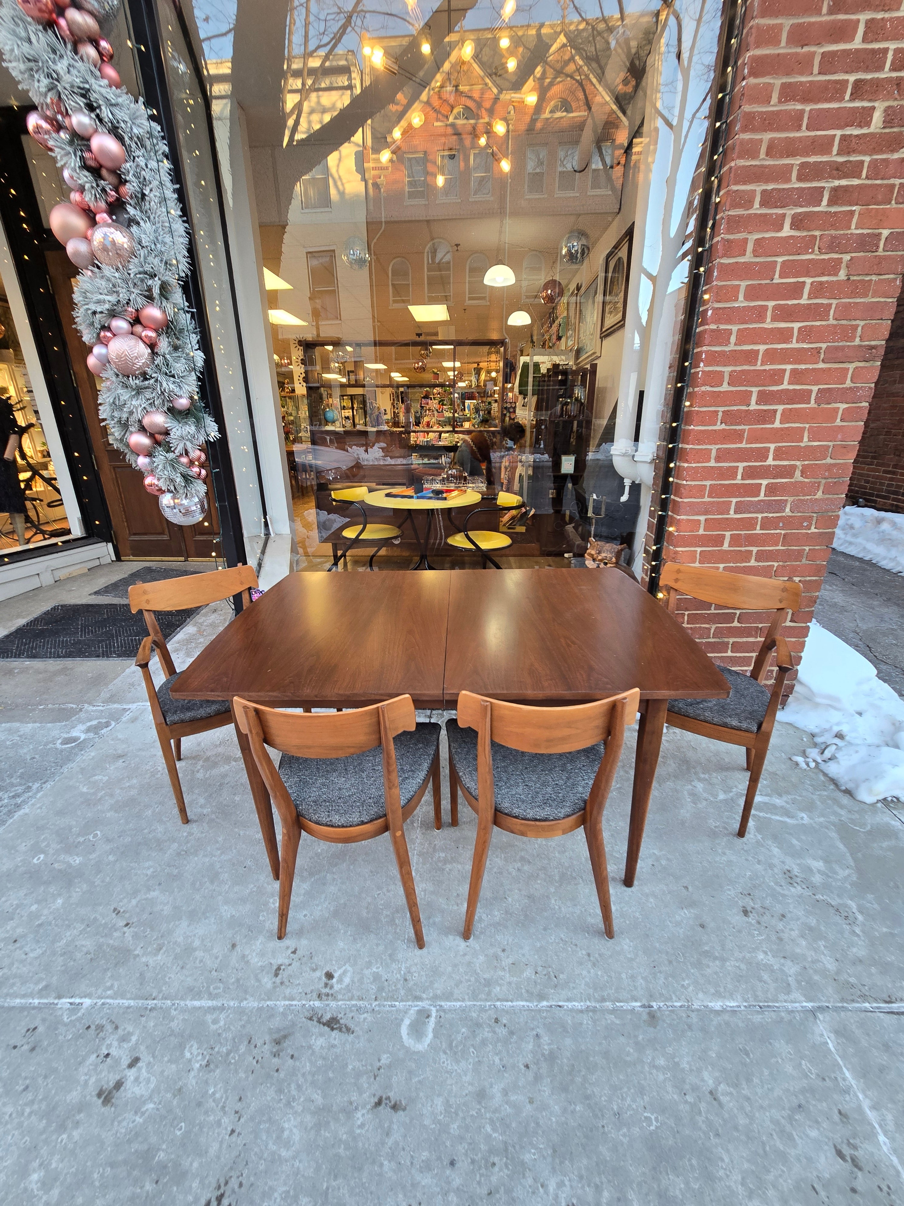 Vintage Mid-Century – Vintage MC