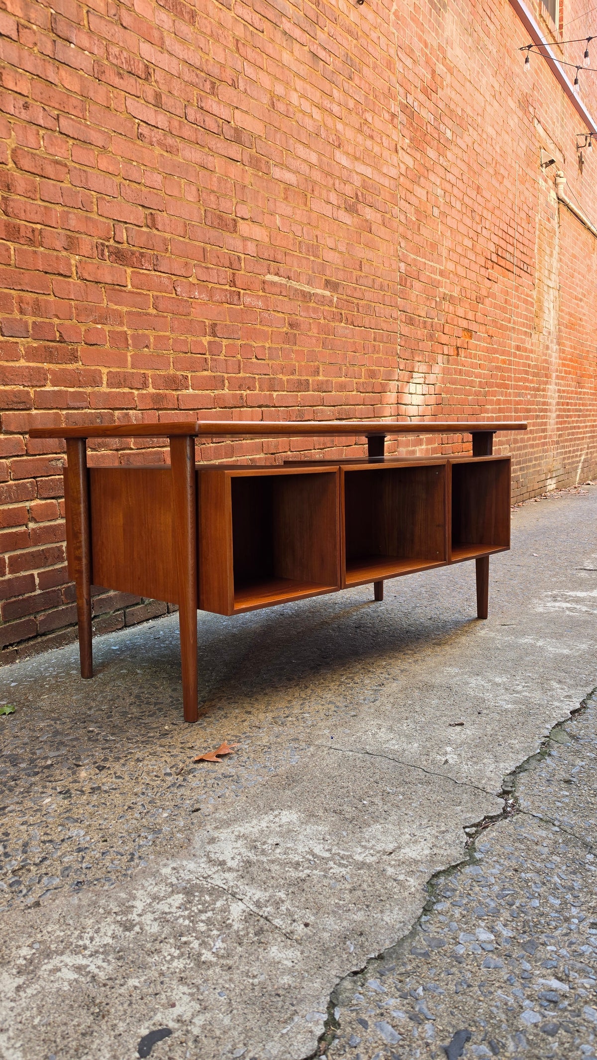 Kai Kristiansen Floating Top Desk
