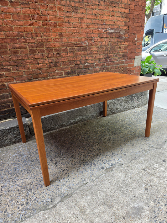 0526015 Danish Teak Expandable Table