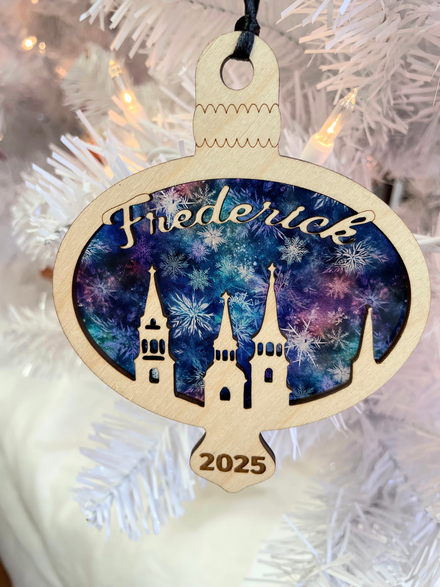 Frederick Ornament 25 GF