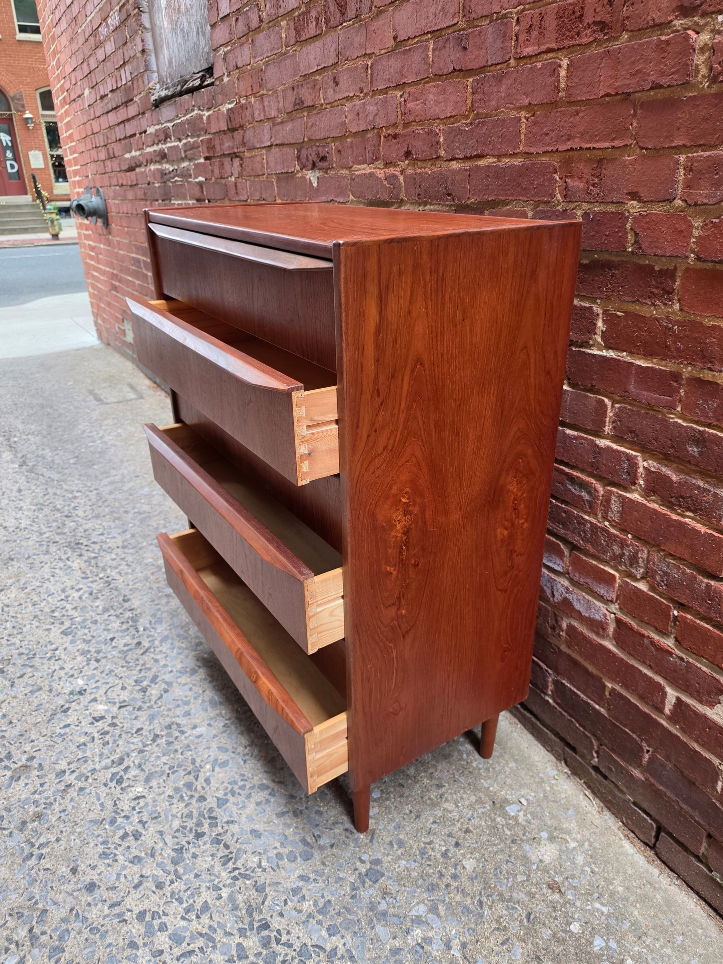 0526005 Danish Teak Six-Drawer Chest