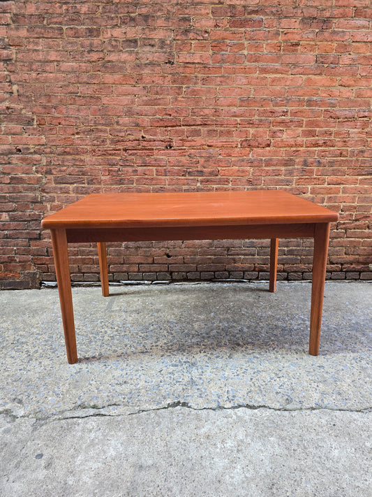 Teak Expandable Table by Henning Kjaernulf 0326002