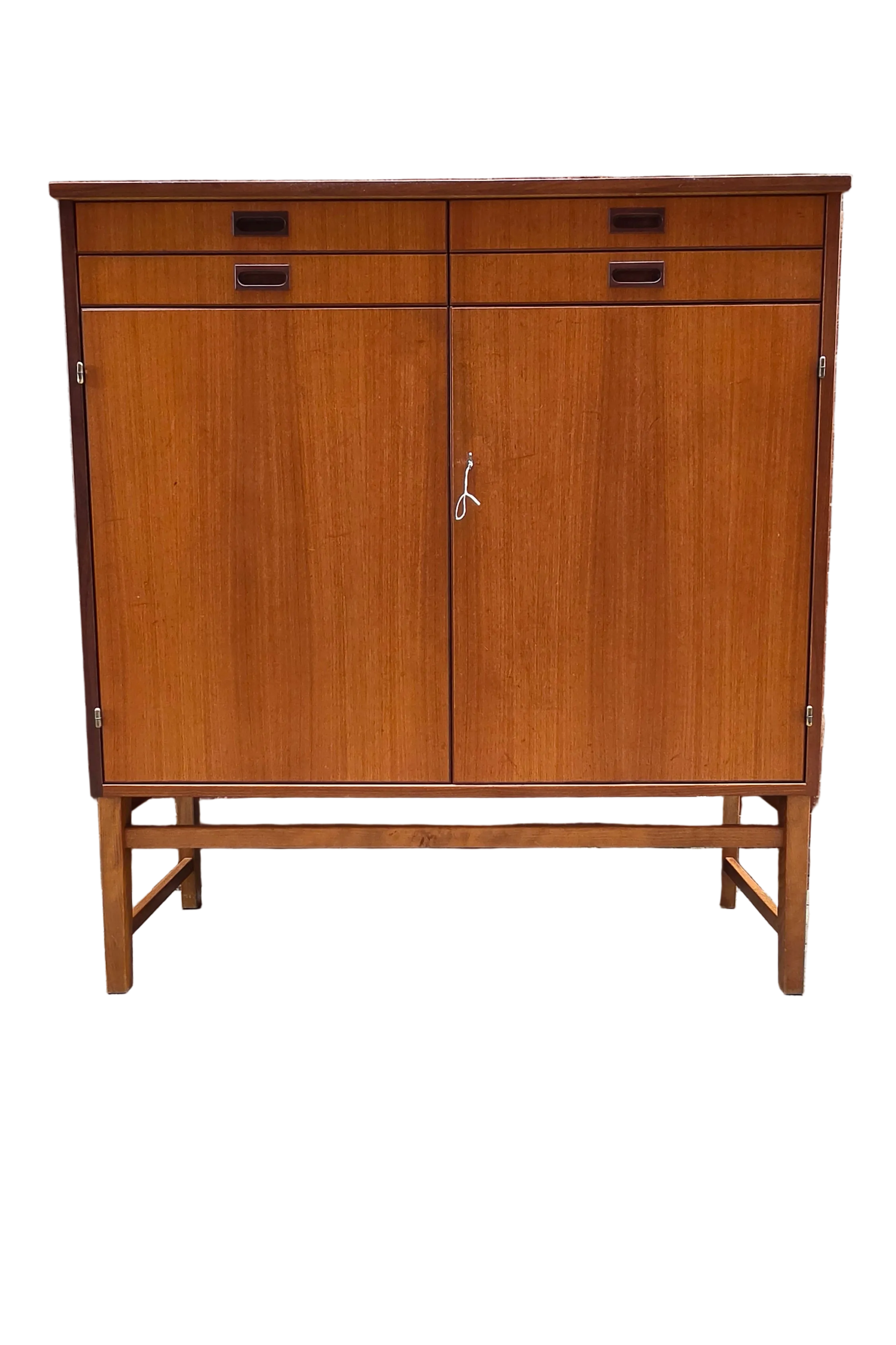 Teak Tall Cabinet TADR-0526-004