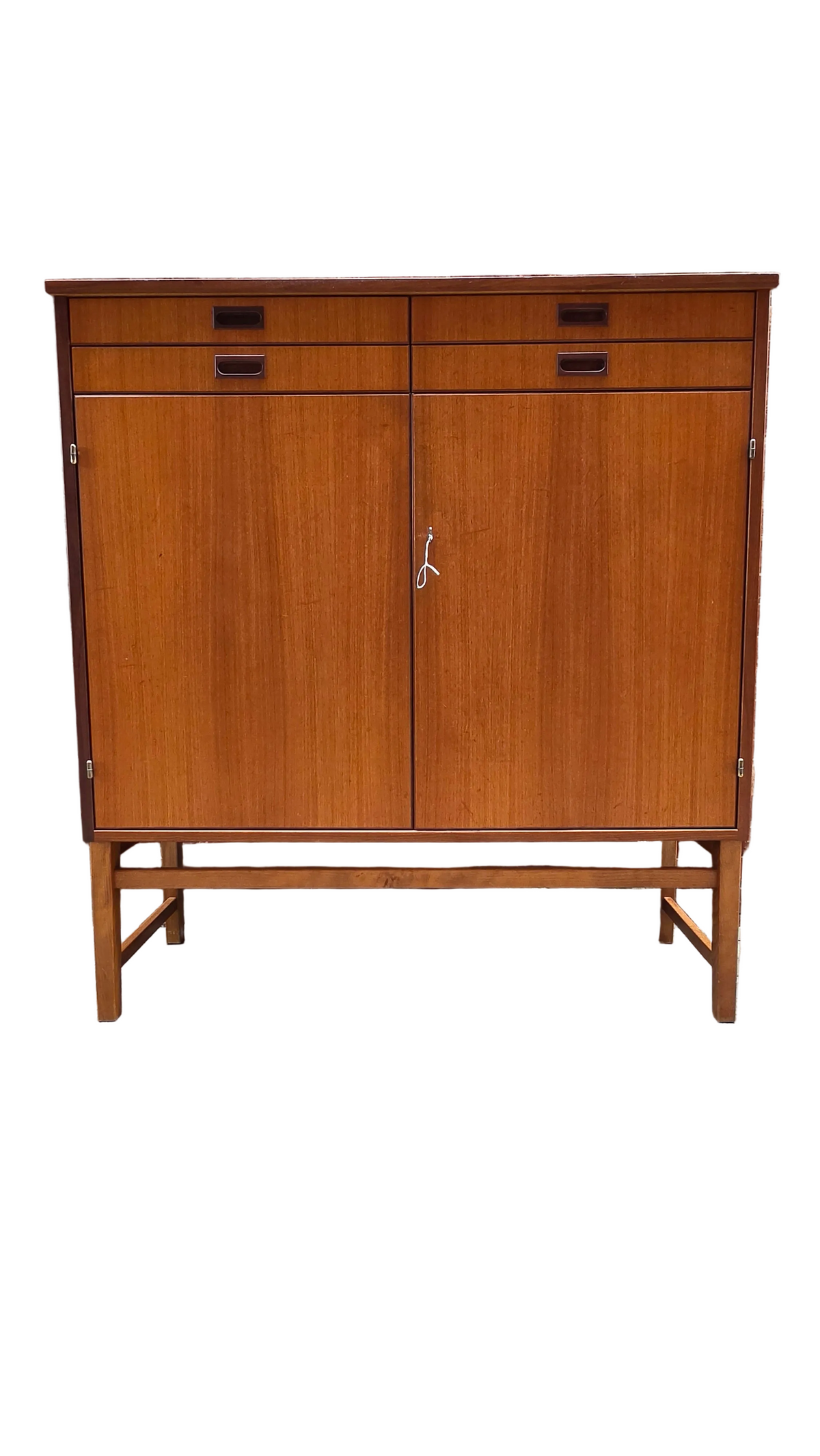 Teak Tall Cabinet TADR-0526-004