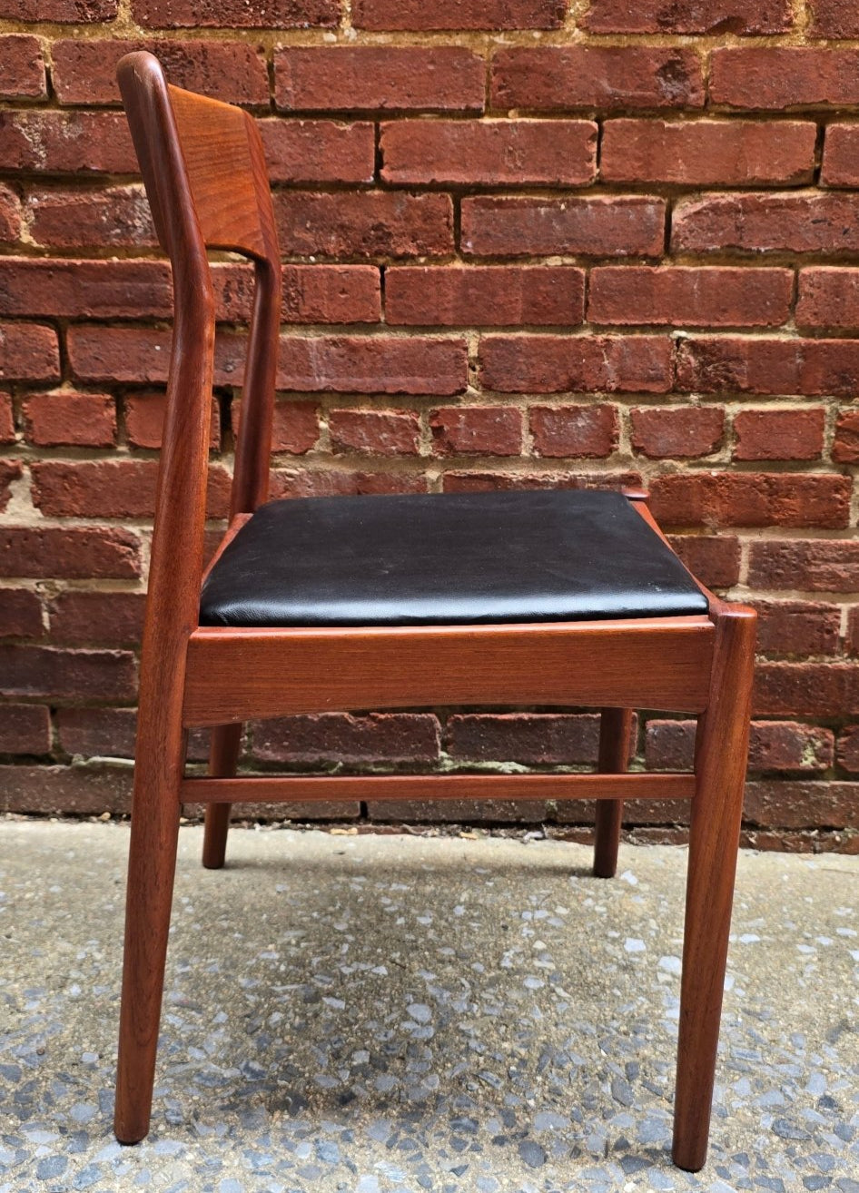 Set of 4 Danish Dining Chairs 712002 - Vintage MC