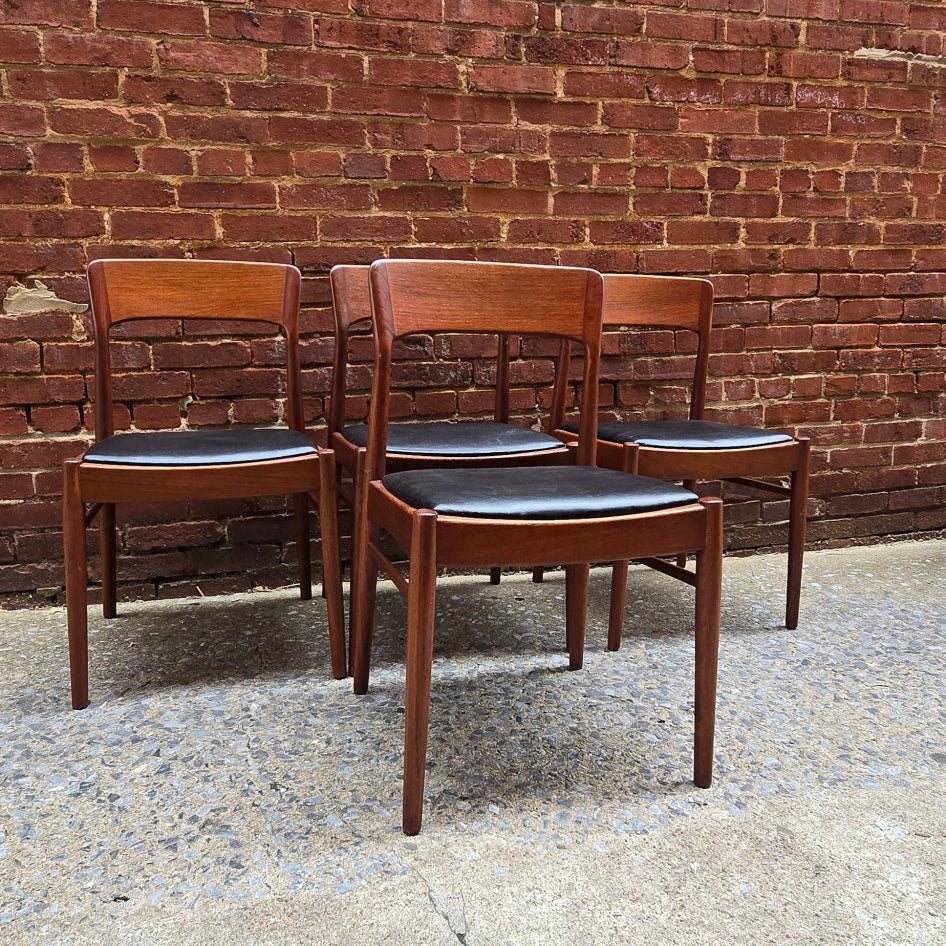 Set of 4 Danish Dining Chairs 712002 - Vintage MC