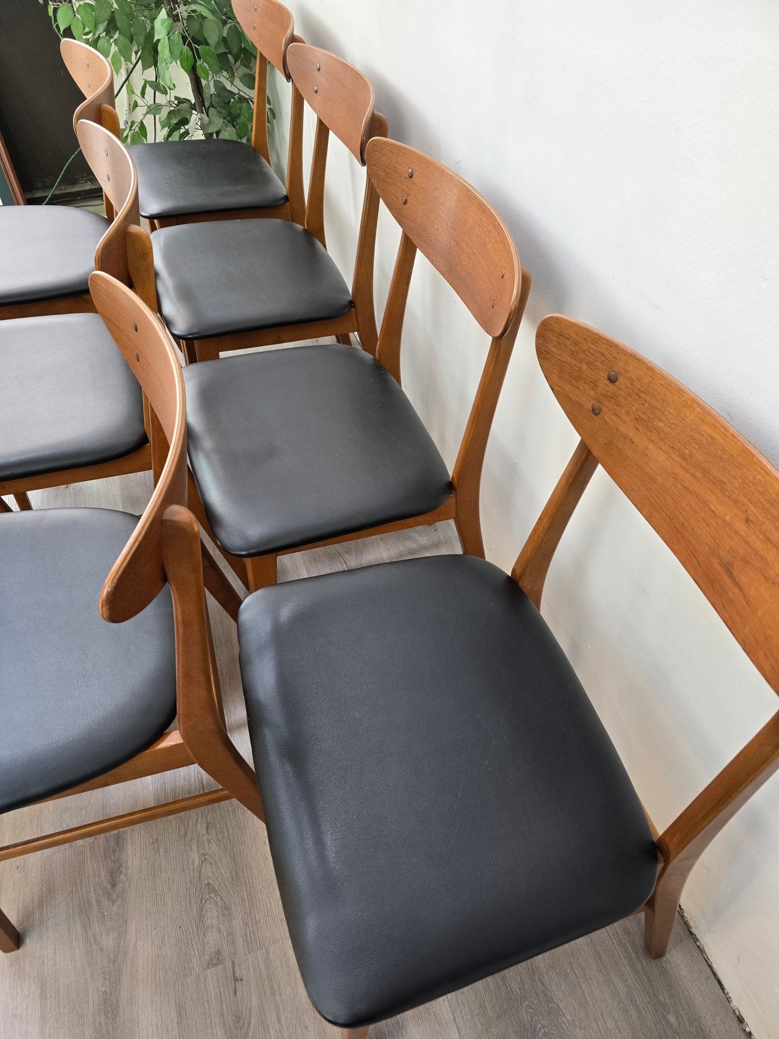 Set of 4 Danish Teak Dining Chairs - Vintage MC