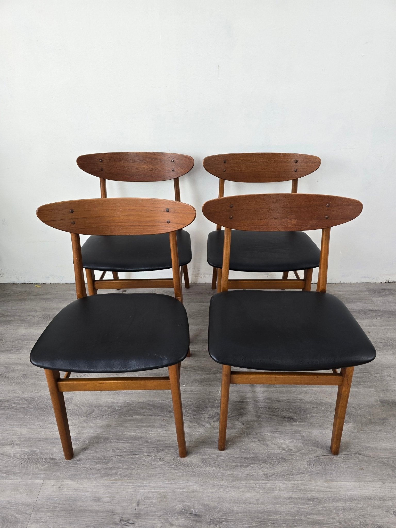 Set of 4 Danish Teak Dining Chairs - Vintage MC