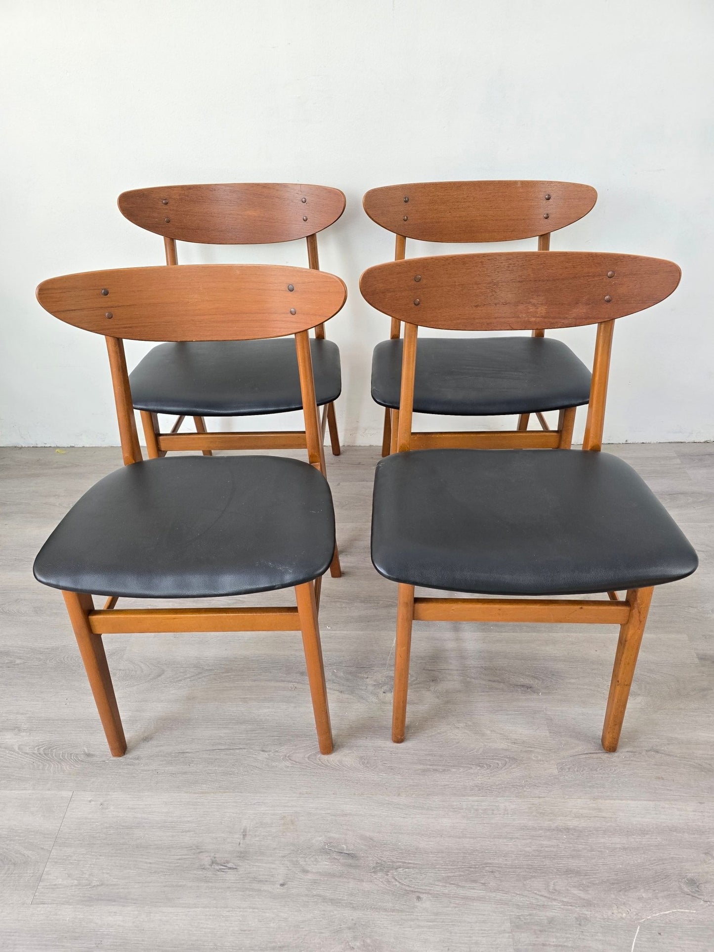 Set of 4 Danish Teak Dining Chairs - Vintage MC