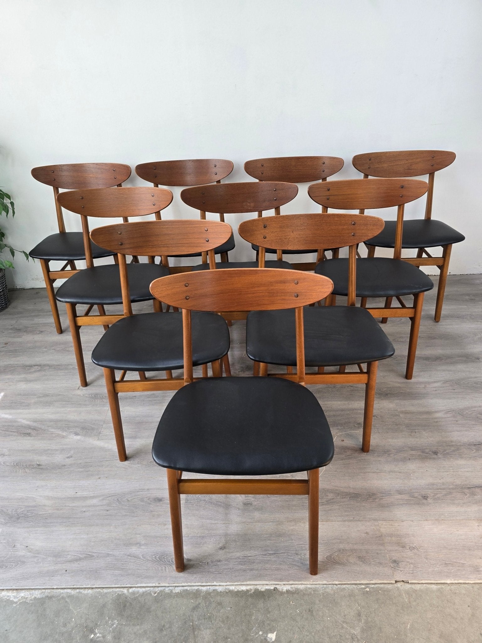 Set of 4 Danish Teak Dining Chairs - Vintage MC