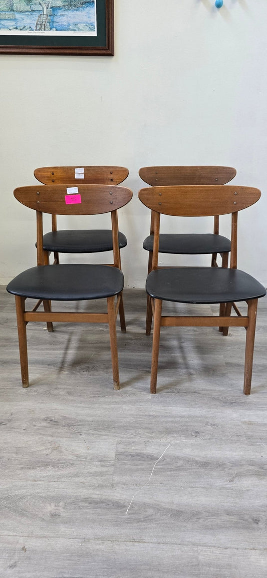 Set of 4 Dining Chairs - Vintage MC