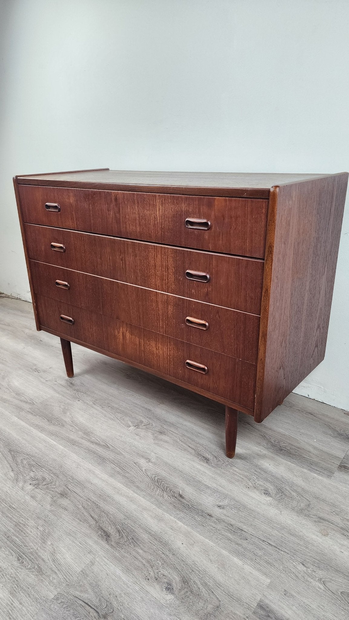 ST0824010 Four - drawer chest - Vintage MC