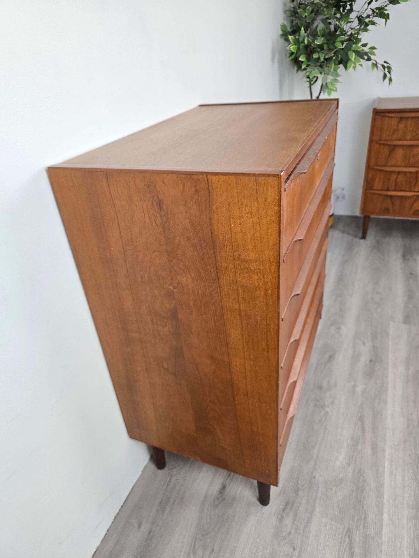 ST24226 - Danish Teak 6 - Drawer Tall Chest - Vintage MC