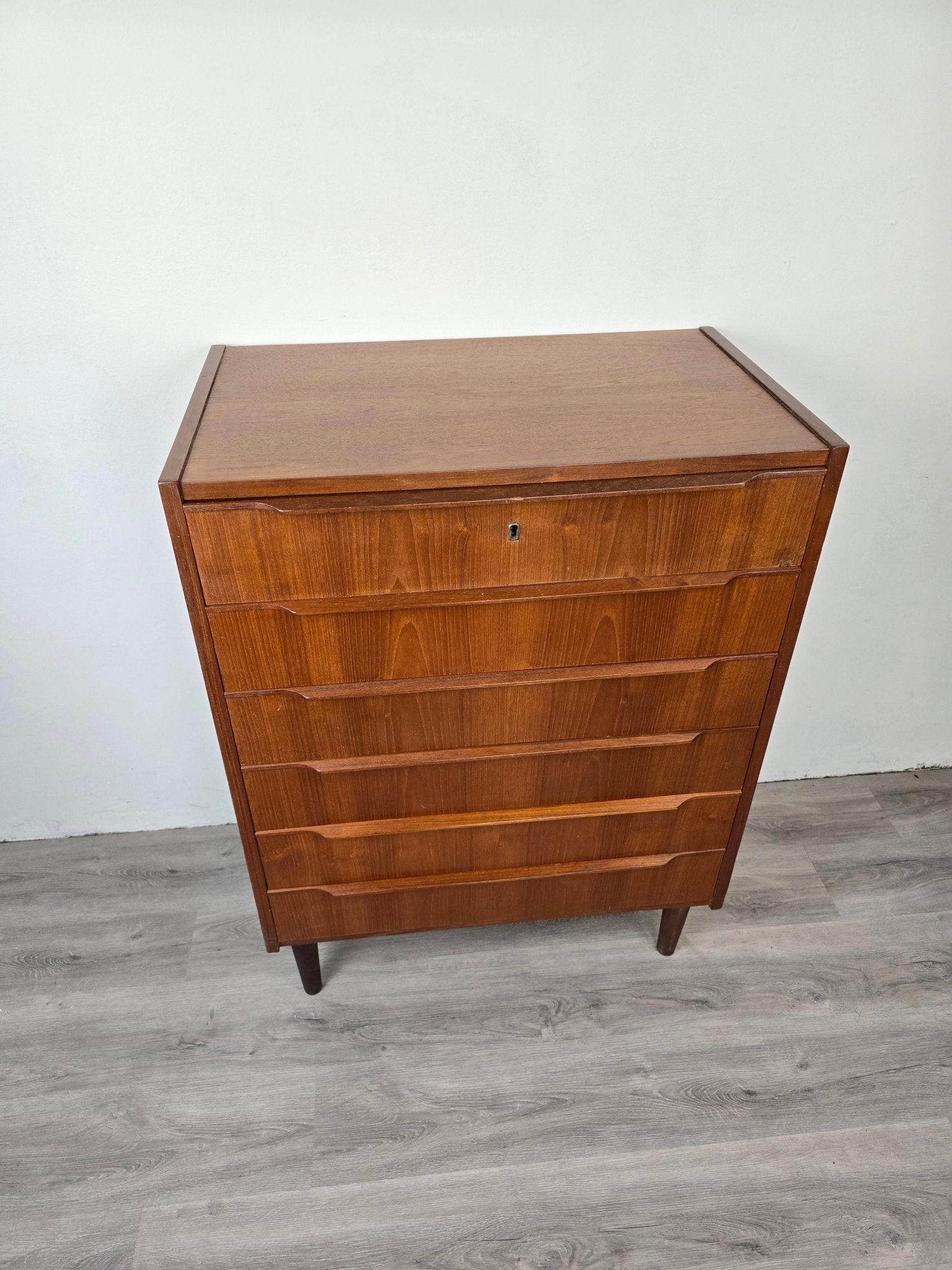 ST24226 - Danish Teak 6 - Drawer Tall Chest - Vintage MC