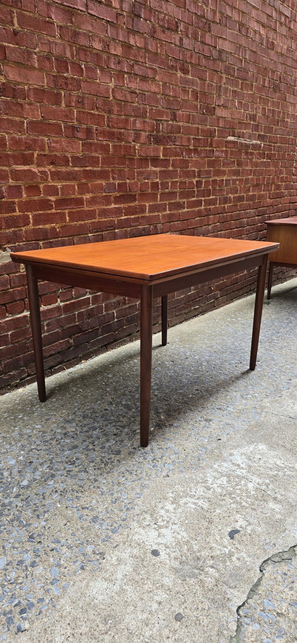 Table - Vintage MC