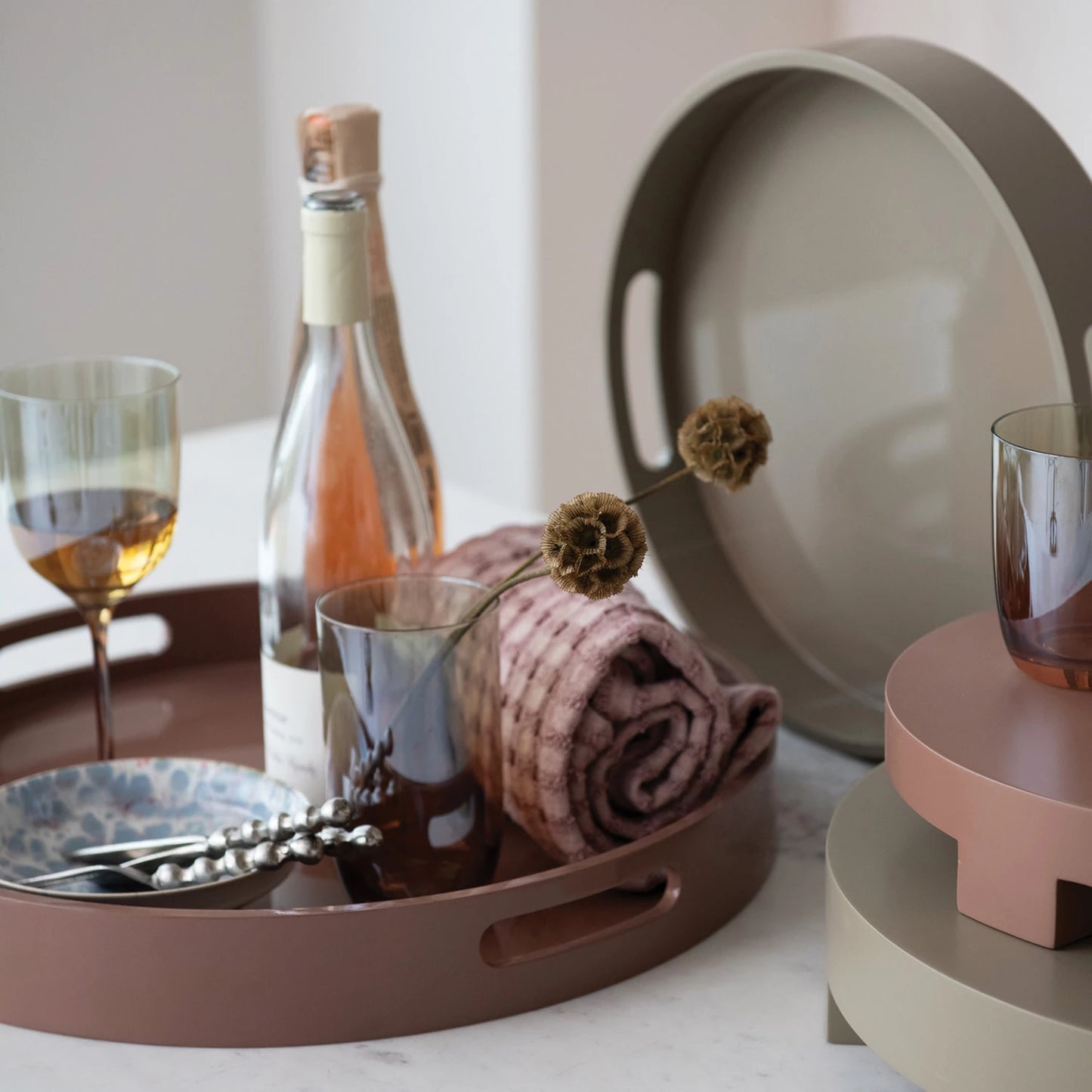 Deco Iridescent Wine Glass