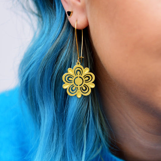 Retro Pyrex Flower Earrings | Butterfly Gold Pattern